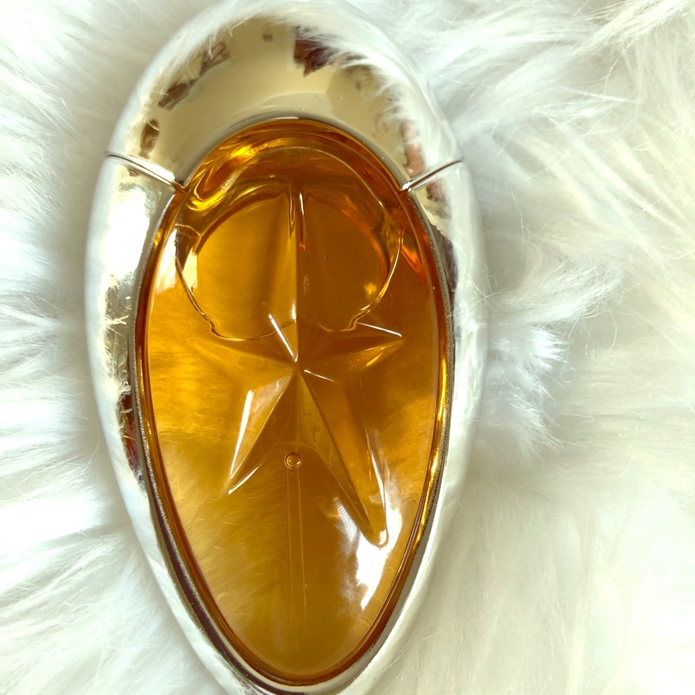Angel Muse by Thierry Mugler